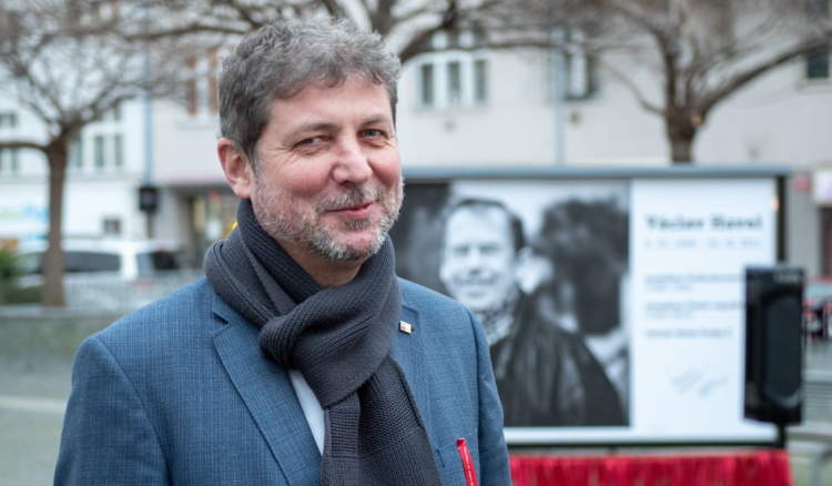 Jan Lacina Stručná zpráva o bouři na sítích